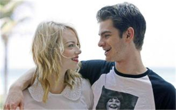 艾瑪斯通為什么叫石頭姐？石頭姐男友是誰？安德魯和艾瑪分手了嗎